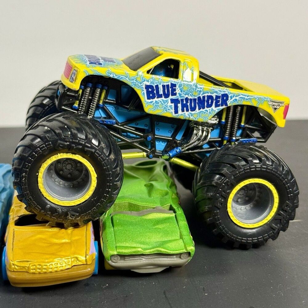 CUSTOM Monster Jam Blue Thunder Yellow & Blue 1:64 Monster Truck Pink & Black